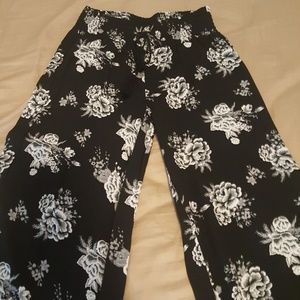 Flowy Flower Design Pants